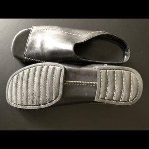 Cole Haan size 8AA. NWOT